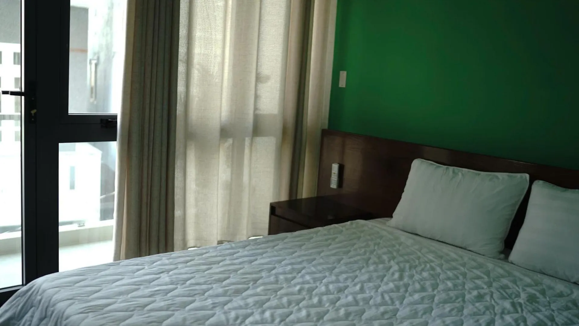 Cho Thue Nguyen Can -You Homestay - Phu Hop Tu 6-8 Khach - Cach Bai Sau 200M - 3 Phut Di Bo Ra Bien Vung Tau Apartment
