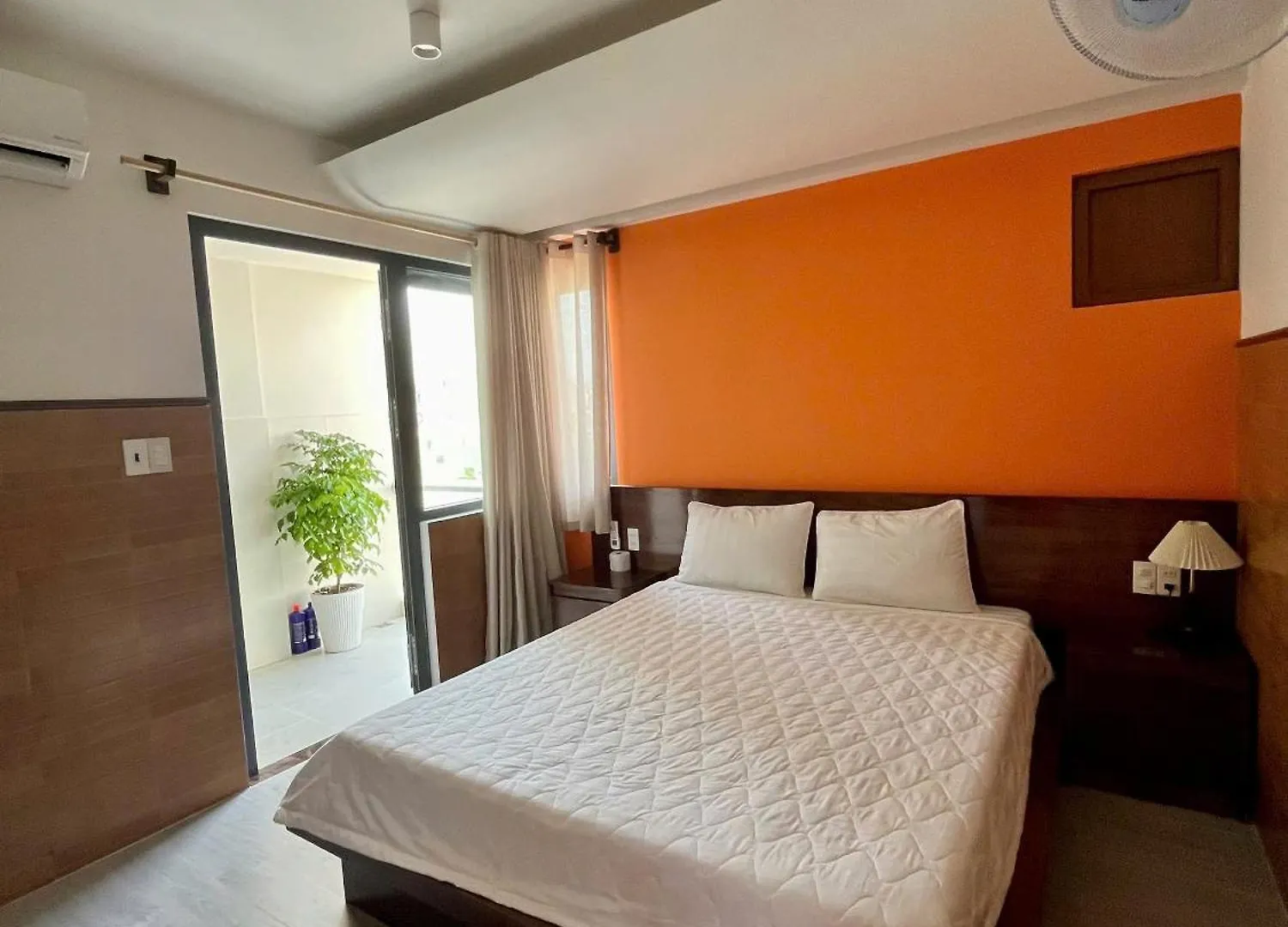 Cho Thue Nguyen Can -You Homestay - Phu Hop Tu 6-8 Khach - Cach Bai Sau 200M - 3 Phut Di Bo Ra Bien Vung Tau 0*,  Vietnam